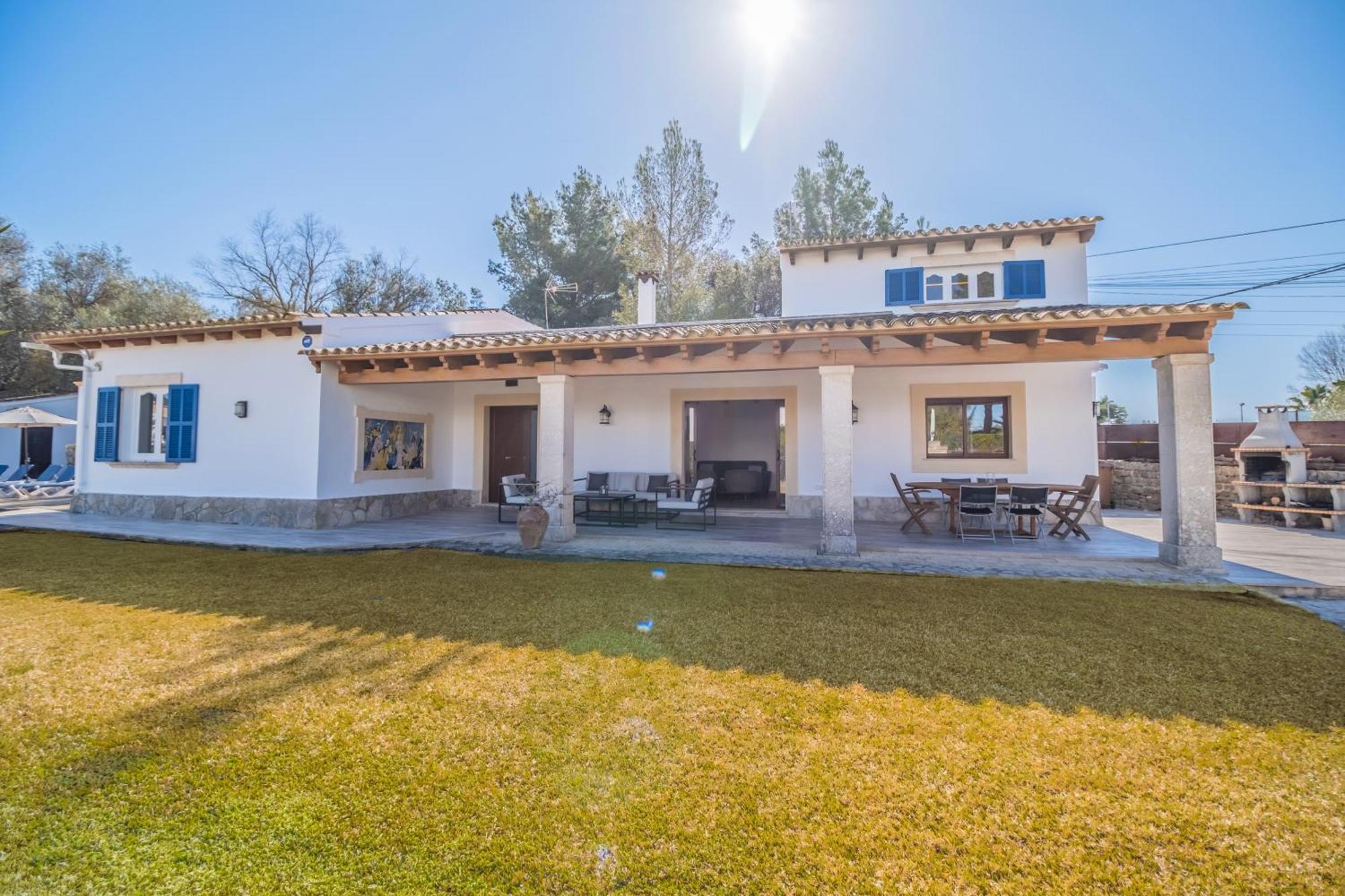 Villa Paraiso *